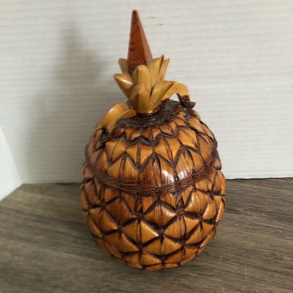 Vtg Woven Pineapple Decor - Picture 7 of 10